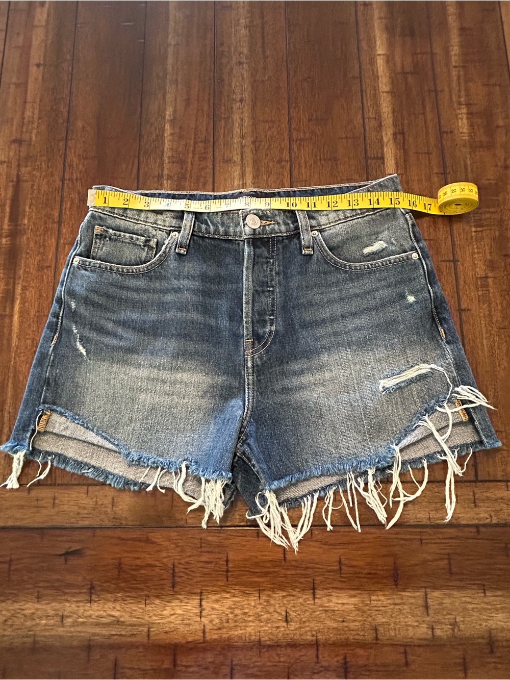 Hudson Lori Short size 28 Distressed Blue Denim Cutoff Shorts - Picture 6 of 7